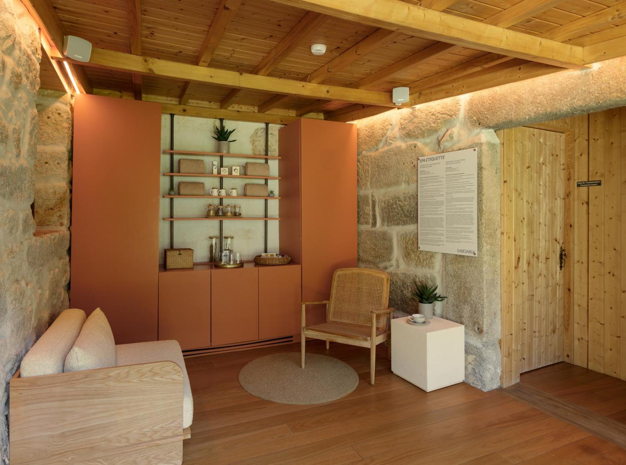 Torel Saboaria Porto Exterior foto The interior of the museum